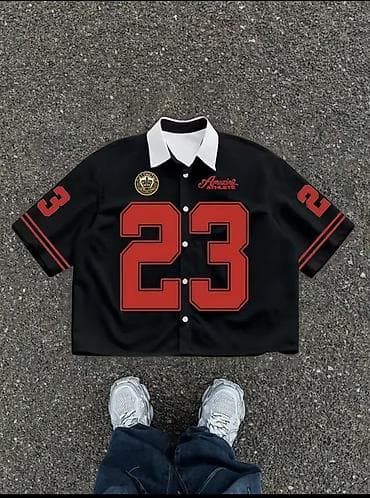 Рубашка!

Размер М