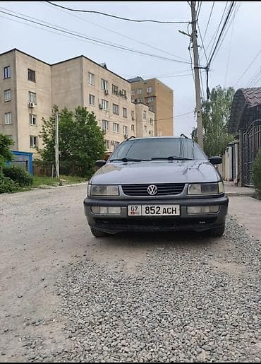 Volkswagen Passat Variant: 1994 г., 1.8 л, Механика, Бензин, Универсал