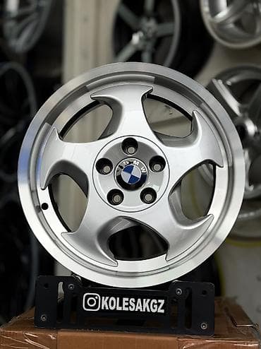 диска на е34: Литые Диски R 17 BMW, Комплект, отверстий - 5, Новый — 2