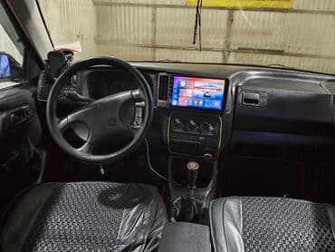 Volkswagen: Volkswagen Golf: 1992 г., 1.8 л, Механика, Бензин, Хетчбек — 7