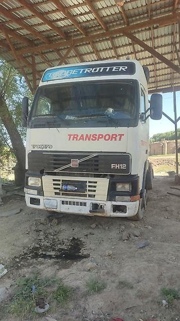 howo tx: Тягач, Volvo, Без прицепа — 1