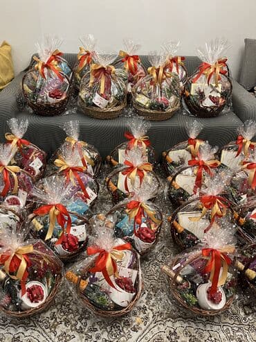 праздники: ГОТОВЫЕ ПОДАРОЧНЫЕ КОРЗИНЫ на НОВЫЙ ГОД 2026 🎄Открываем предзаказ на — 10