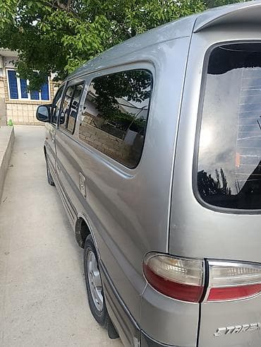 а 170: Hyundai Starex: 2006 г., 2.5 л, Автомат, Дизель, Минивэн — 7
