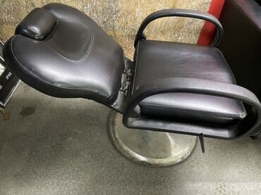 кресло дом: Продам 
парикмахерская кресло 
состояние бу 
без торга 
самовывоз — 2