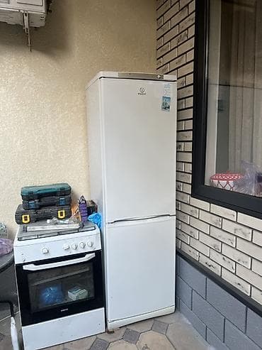rush wave: Холодильник Indesit, Двухкамерный — 3