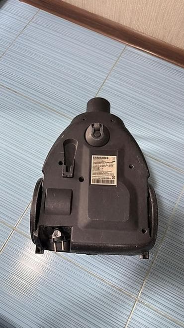 vaccum cleaner: Обычный пылесос Б/у Samsung Тип пылесборника: Контейнер — 7