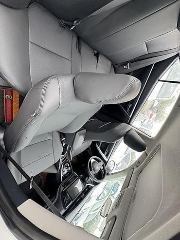 Toyota: Toyota Corolla: 2020 г., 1.8 л, Робот, Гибрид, Седан — 8