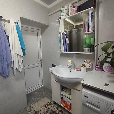 Недвижимость: 🏙️ Продаётся: дом — 72 м² + готовый арендный бизнес 📍 Бишкек, район — 8