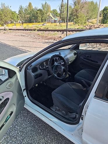 унаа ондоо: Hyundai Avante: 1999 г., 1.6 л, Кол менен иштөөчү, Бензин, Седан — 5
