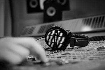 Аудиотехника: Б/У, состояние идеальное. Торг возможен! Beyerdynamic DT 990 Pro Black — 3