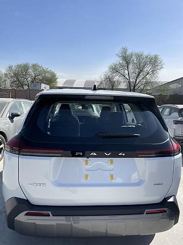 форд 150: Toyota RAV4: 2026 г., 2 л, Автомат, Бензин, Кроссовер — 3