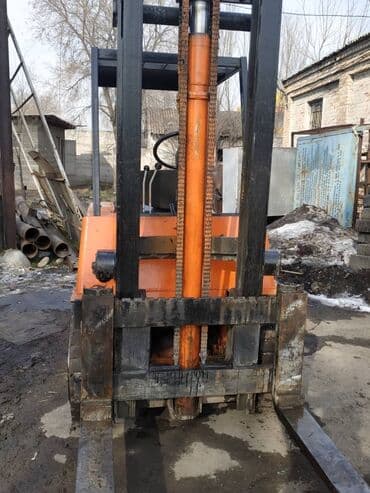 запчасти для спецтехники: Погрузчик, 2001 г. — 3