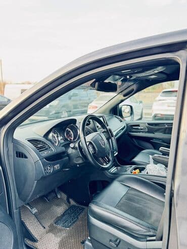 машина за 5 тысяч долларов: Dodge Caravan: 2019 г., 3.6 л, Автомат, Бензиновая, Минивэн — 7