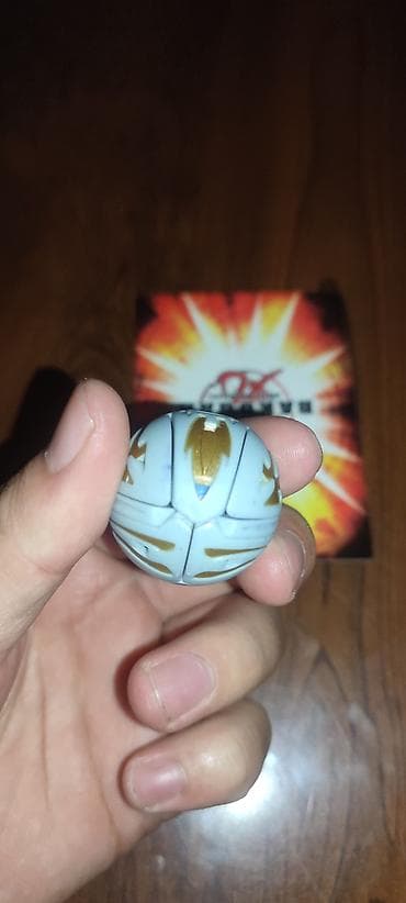 пластиковые карточки: Продаю Бакуган Хаос Оберон - Оригинальный Bakugan из классической — 1
