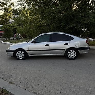 Toyota: Toyota Avensis: 2002 г., 1.8 л, Автомат, Бензин, Лифтбек — 3