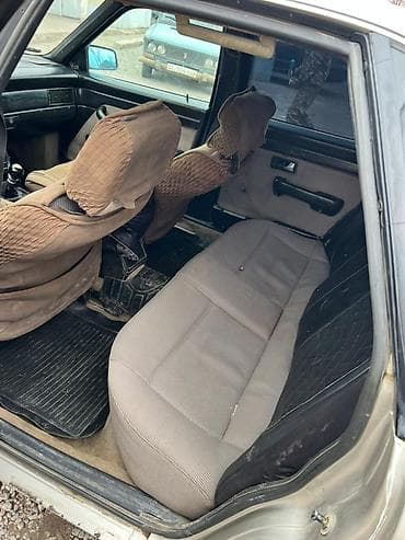 токмок продажа: Audi 100: 1989 г., 2.3 л, Механика, Газ, Седан — 6