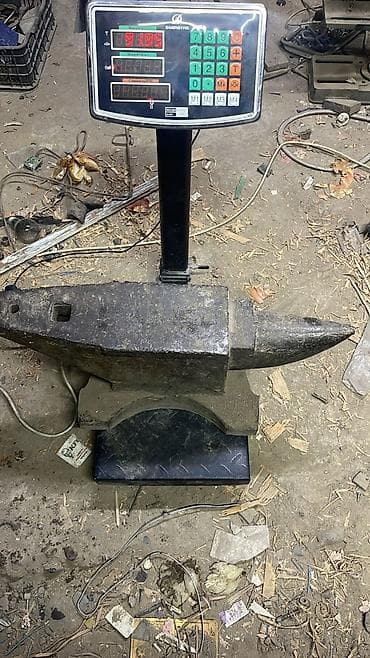 молот кузнечный: Кузнечный станок: наковальня классической формы “London pattern” — 2