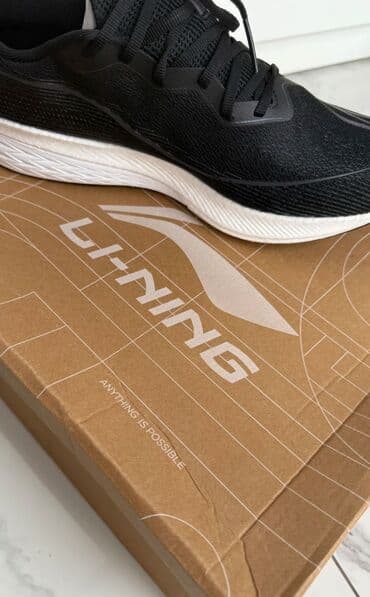 кросовеи: Кросовки лининг новая
#lining — 5