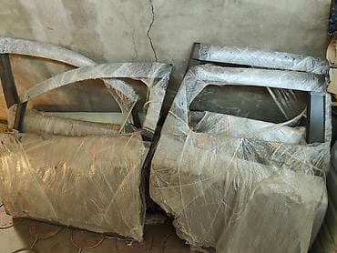 Чыпкалар: Эшик Комплект Honda, Колдонулган, Оригинал — 2