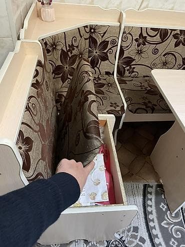 наклейки для кухонного гарнитура: Кухонный мягкий уголок, ЛДСП, цвет - Бежевый — 4