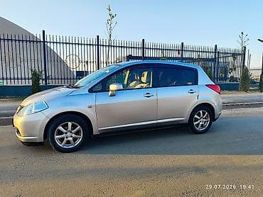 infinity fx35: Nissan Tiida: 2005 г., 1.5 л, Вариатор, Бензин, Хэтчбэк — 3