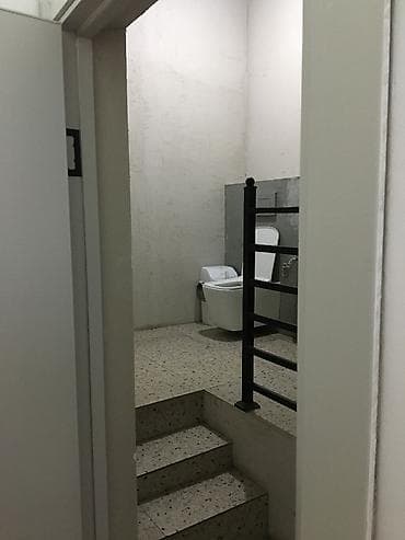 Коммерческая недвижимость: Аренда офисов, 60 м², В жилом комплексе — 6