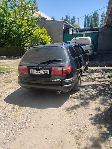 golf 3 1 6: Toyota Carina E: 1995 г., Универсал — 4