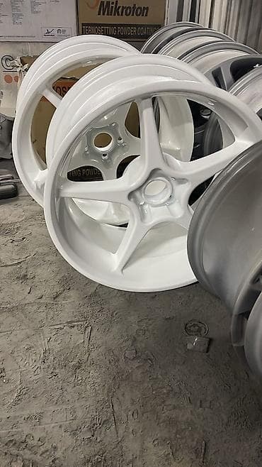 x5 r20: Литые Диски R 18 Enkei, Комплект, отверстий - 5, Б/у — 2