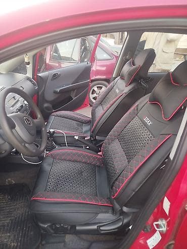 Продажа авто: Honda Jazz: 2005 г., 1.3 л, Механика, Бензин, Хэтчбэк — 7