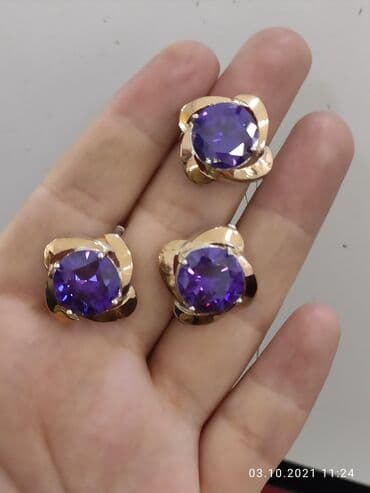 золотая лошадь цена: Набор с камнями Аметист Цена 3000сом Серебро покрыто золотом пробы — 7