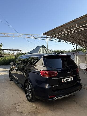 Унаа сатуу: Kia Carnival: 2018 г., 2.2 л, Автомат, Дизель, Вэн/Минивэн — 4