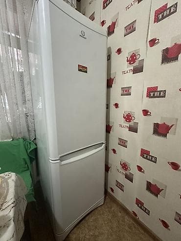 Холодильник Indesit, Двухкамерный