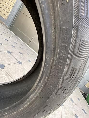 балон шина: Шины 235 / 55 / R 18, Лето, Б/у, Комплект, Внедорожные (АТ/МТ), Bridgestone — 1
