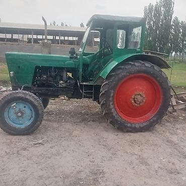 ауман тягач: Трактор колесный с кабиной Описание: - Классический — 1