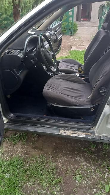 Audi 100: 1992 г., 2.6 л, Механика, Газ, Седан — 5