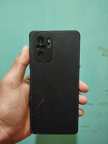 жировой фильтр: Смартфон с защитным карбоновым чехлом и модулем основной камеры с — 3