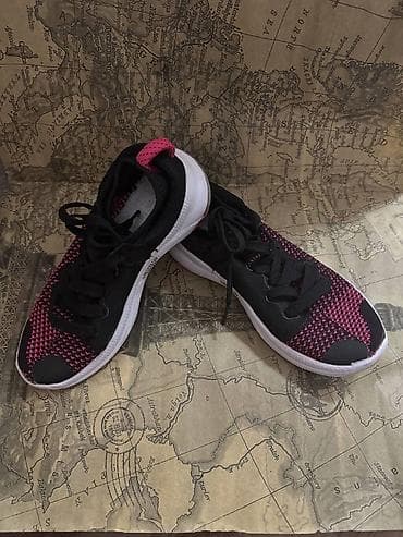 Кроссовки и спортивная обувь: Кроссовки Nike — 1