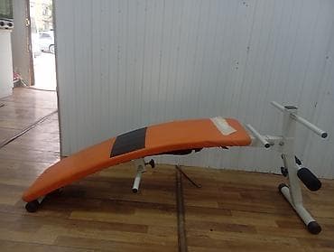 Скамья для пресса с регулировкой наклона - Изогнутая платформа для — 1