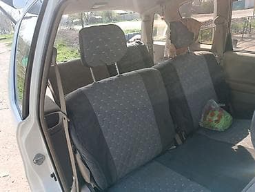 обменяю машину: Toyota Ipsum: 2000 г., 2 л, Автомат, Бензин, Минивэн — 7