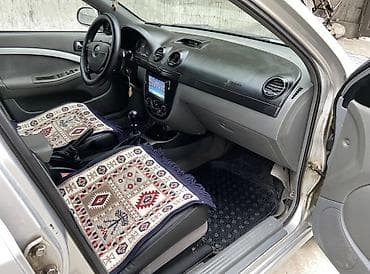 Chevrolet Lacetti: 2007 г., 1.6 л, Механика, Бензин, Универсал — 5