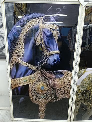 small table: Картины в рамах с изображением лошадей. Размер 120х65см - Комплект из — 2