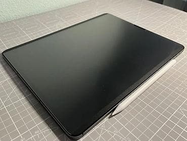 вайфа: Планшет, Apple, память 1 ТБ, 12" - 13", Wi-Fi, Б/у, Классический цвет - Серый — 3
