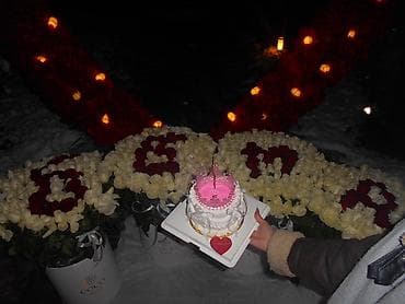 Техника и электроника: Срочная продажа Компактная цифровая камера Nikon Coolpix (бордовый — 5