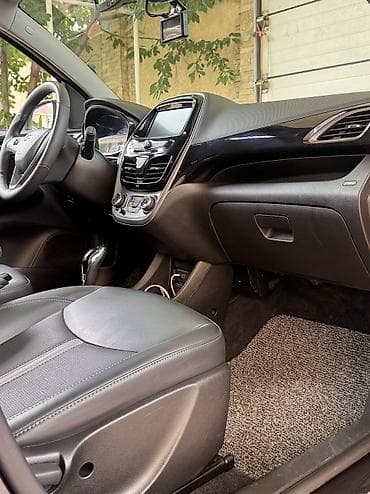 Продажа авто: Chevrolet Spark: 2020 г., Хэтчбэк — 7