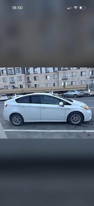 neta x: Toyota Prius: 2014 г., 1.8 л, Автомат, Гибрид, Хэтчбэк — 4