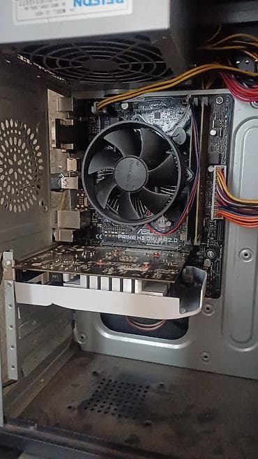 intel celeron: Компьютер, ядер - 4, ОЗУ 8 ГБ, Игровой, Б/у, Intel Core i3, HDD + SSD — 2