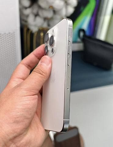 купить айфон 15 про макс: IPhone 15 Pro, Б/у, 256 ГБ, Серебристый, Чехол, 87 % — 1