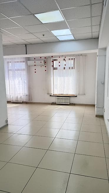 торговый места: Аренда офисов, 40 м², 1 линия — 8