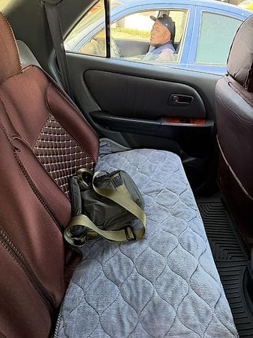 срочно продаю лексус: Lexus RX: 2000 г., 3 л, Автомат, Бензин, Внедорожник — 7