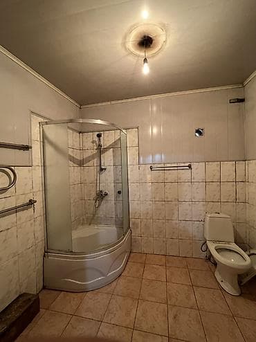 Кыймылсыз мүлк: 120 м², 4 бөлмө, Унаа токтотуучу жай — 2
